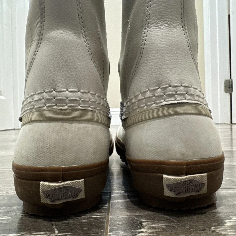 Vans Standard V Snow MTE Boots Winter Waterproof  Mens Size 6.5 Women’s 8